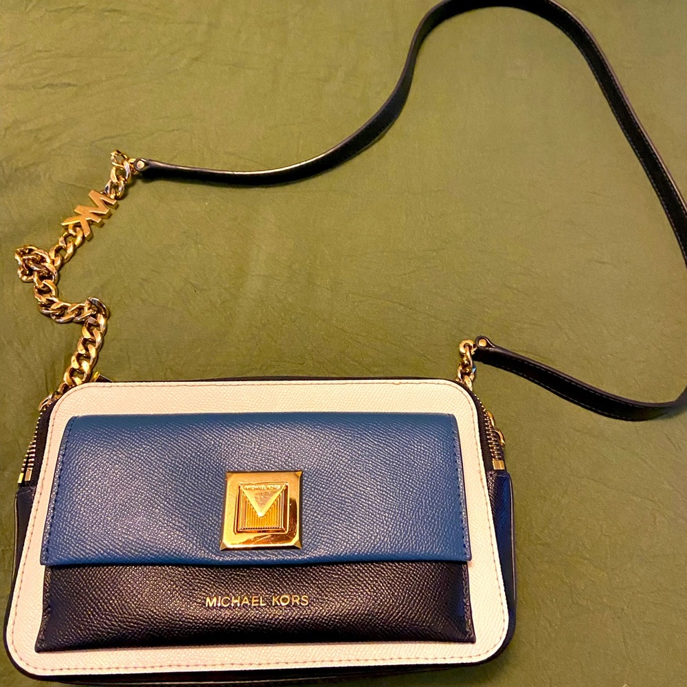 Michael Kors crossbody purse